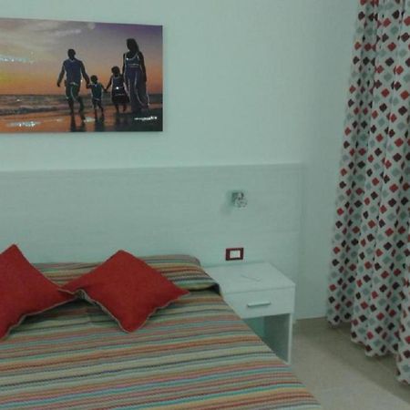 Malvarosa Apartments Porto Cesareo Eksteriør bilde